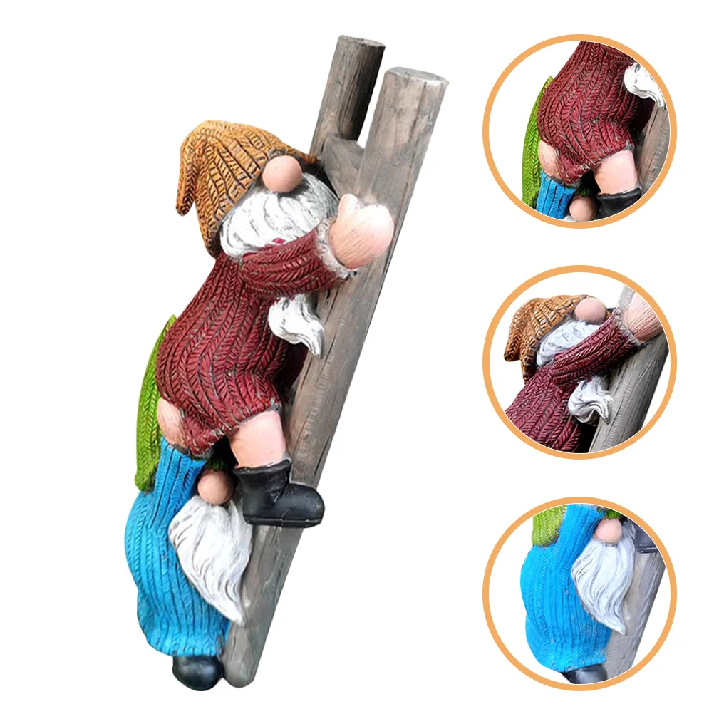 

Garden Gnome Statue Durable Resin Climbing Dwarf Decorative Ornament Garden Lawn Accessory Resin Gnome Figurine