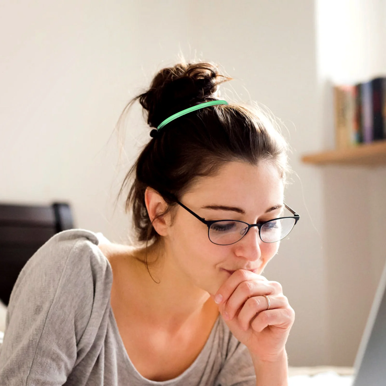 

120Pcs Silicone Jelly Bracelets Colorful Stretchable Neon Hair Tie for Women Multifunctional Bracelet Hair Ties Jewelry Gift