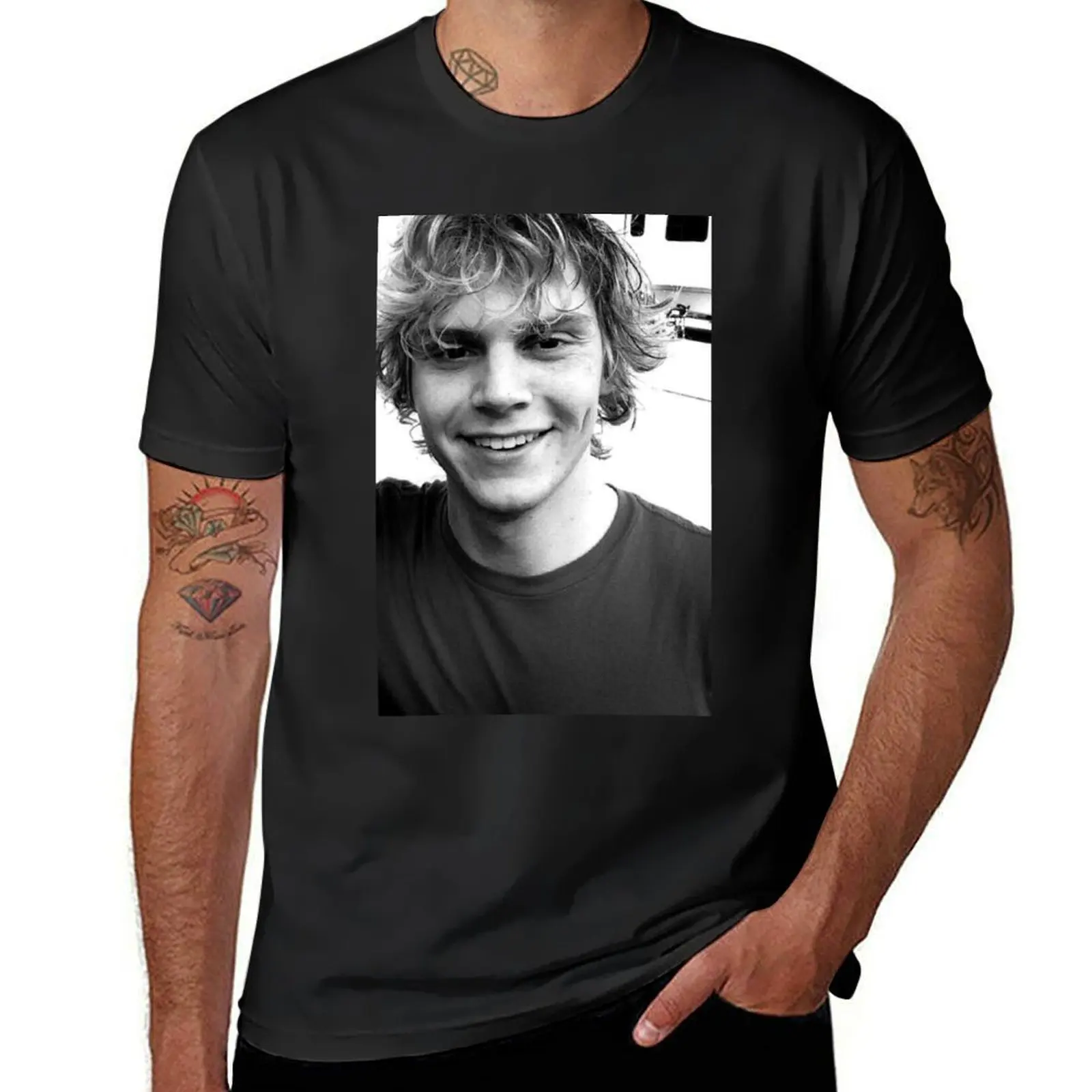 Evan Peters T-Shirt customs vintage clothes t shirts for men graphic