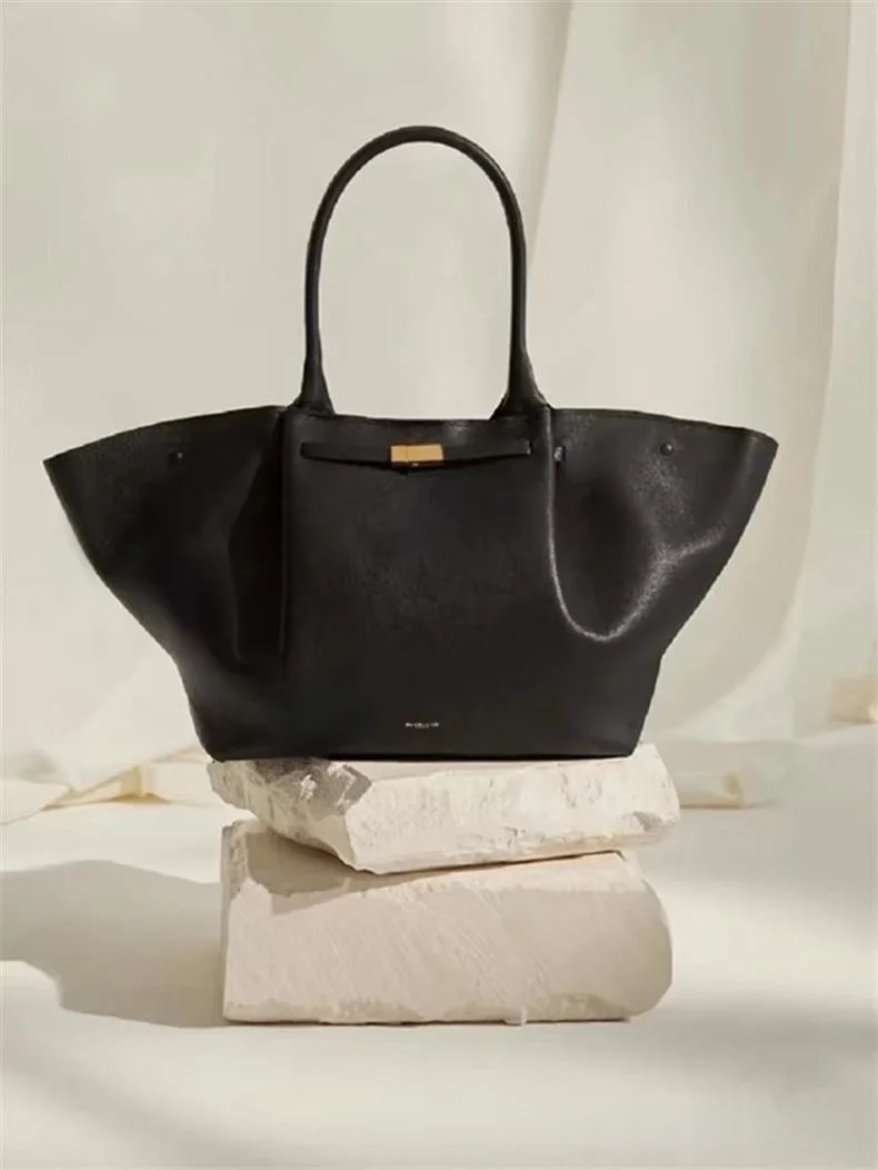 Wing-shaped Handbag Dumpling-shaped Tote Bag Large Capacity Versatile Tote Bag Crossbody Commuter Bag Versatile Everyday Bag
