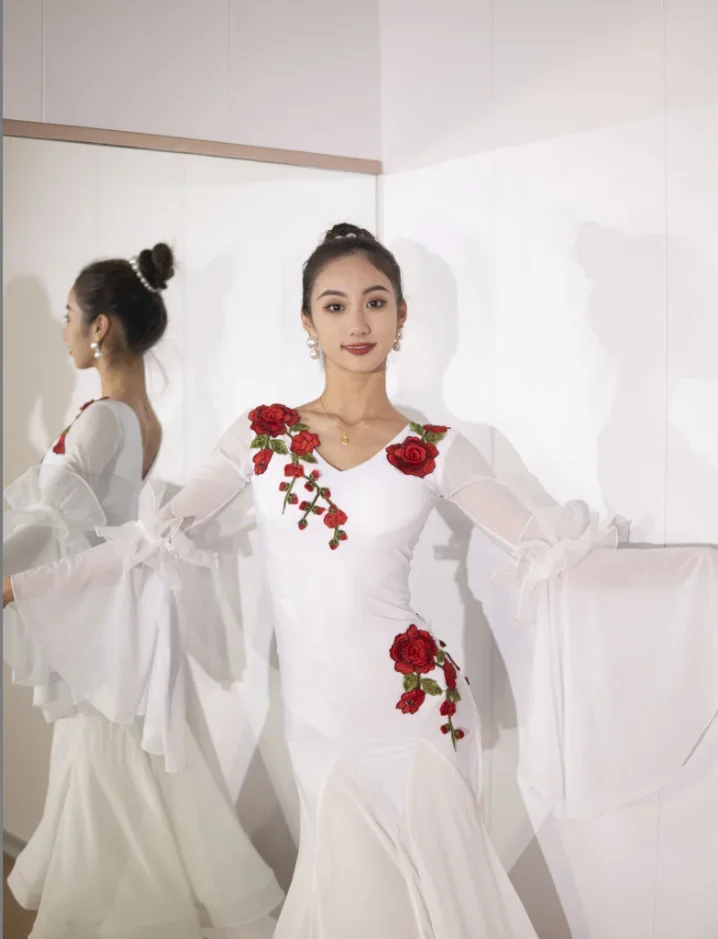 White Ballroom Dance Competition Dress Women Rose Long Sleeves Modern Dance Clothes Practice Wear Adult Waltz Dance Dress BL9956