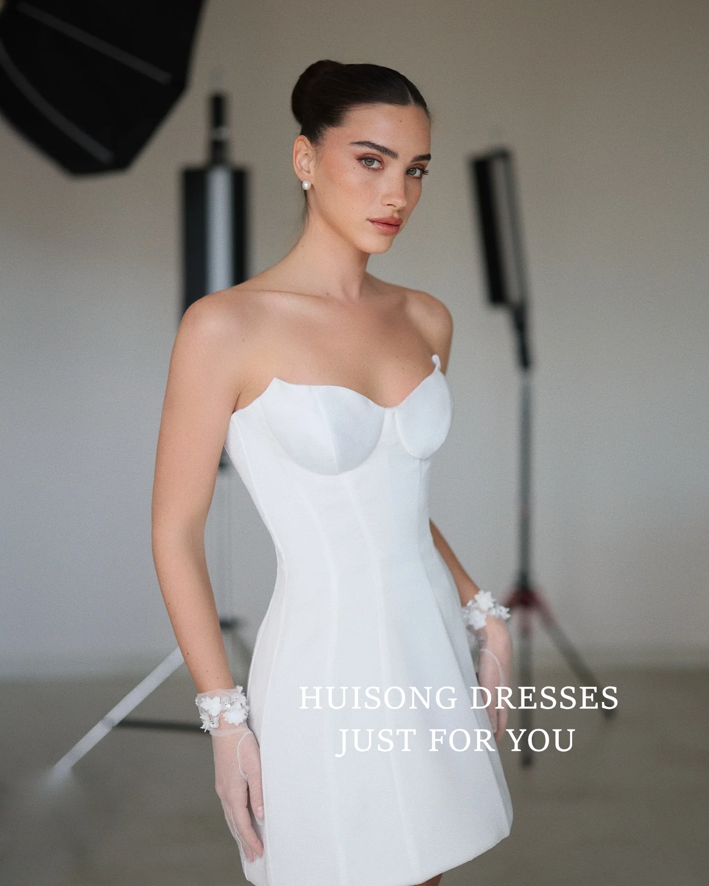 huisong-vestidos-de-novia-cortos-de-saten-personalizados-sin-mangas-sin-tirantes-mini-vestidos-de-novia-vestido-de-fiesta-de-boda-לה
