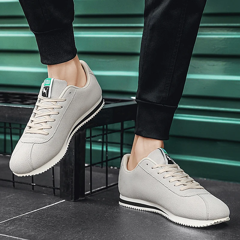 

Men Running Fashion Casual Sneakers Breathable Sport Walking Knit Shoes Athletic Gym Lightweight Men Sneakers Casual Shoes