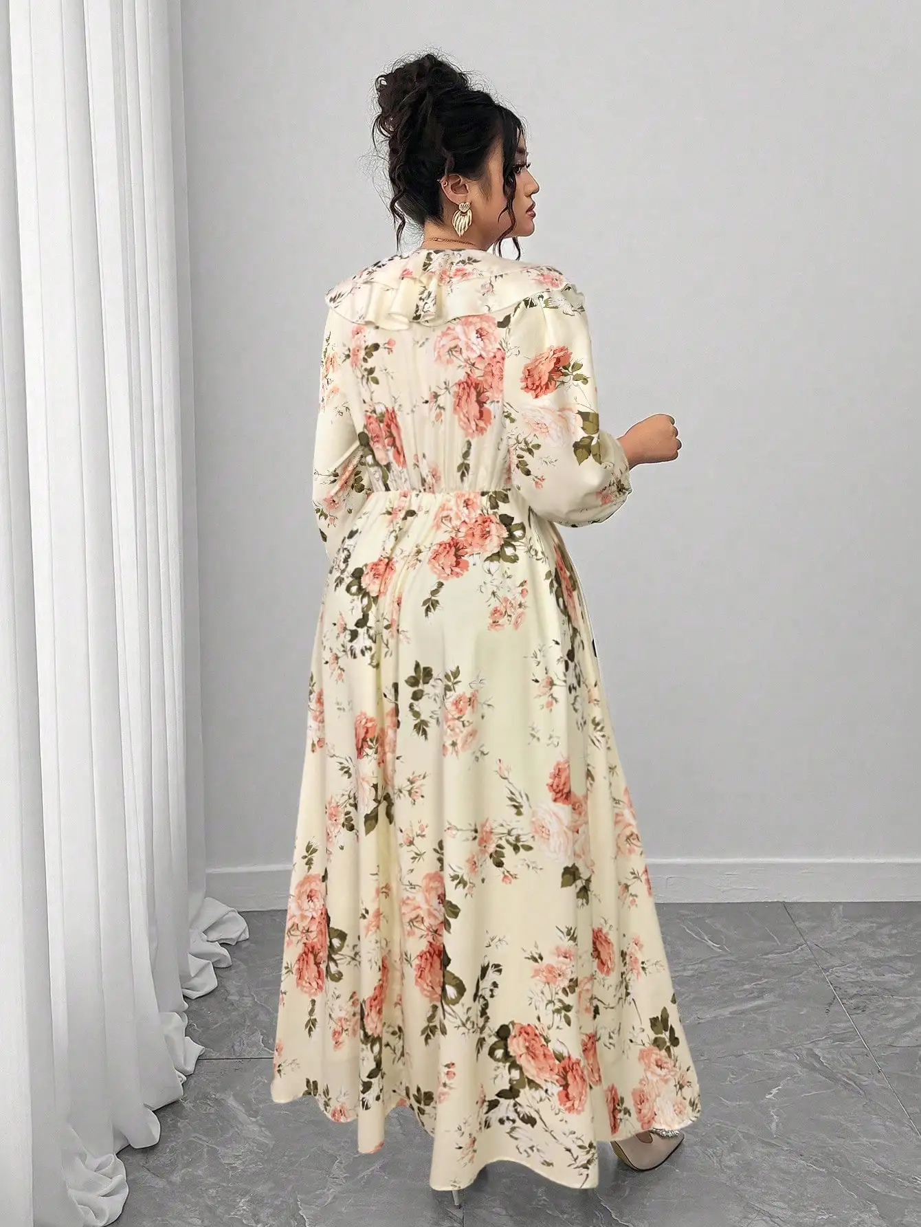 

Elegant Floral Print V-Neck Ruffle Long Sleeve Maxi Dress For Women