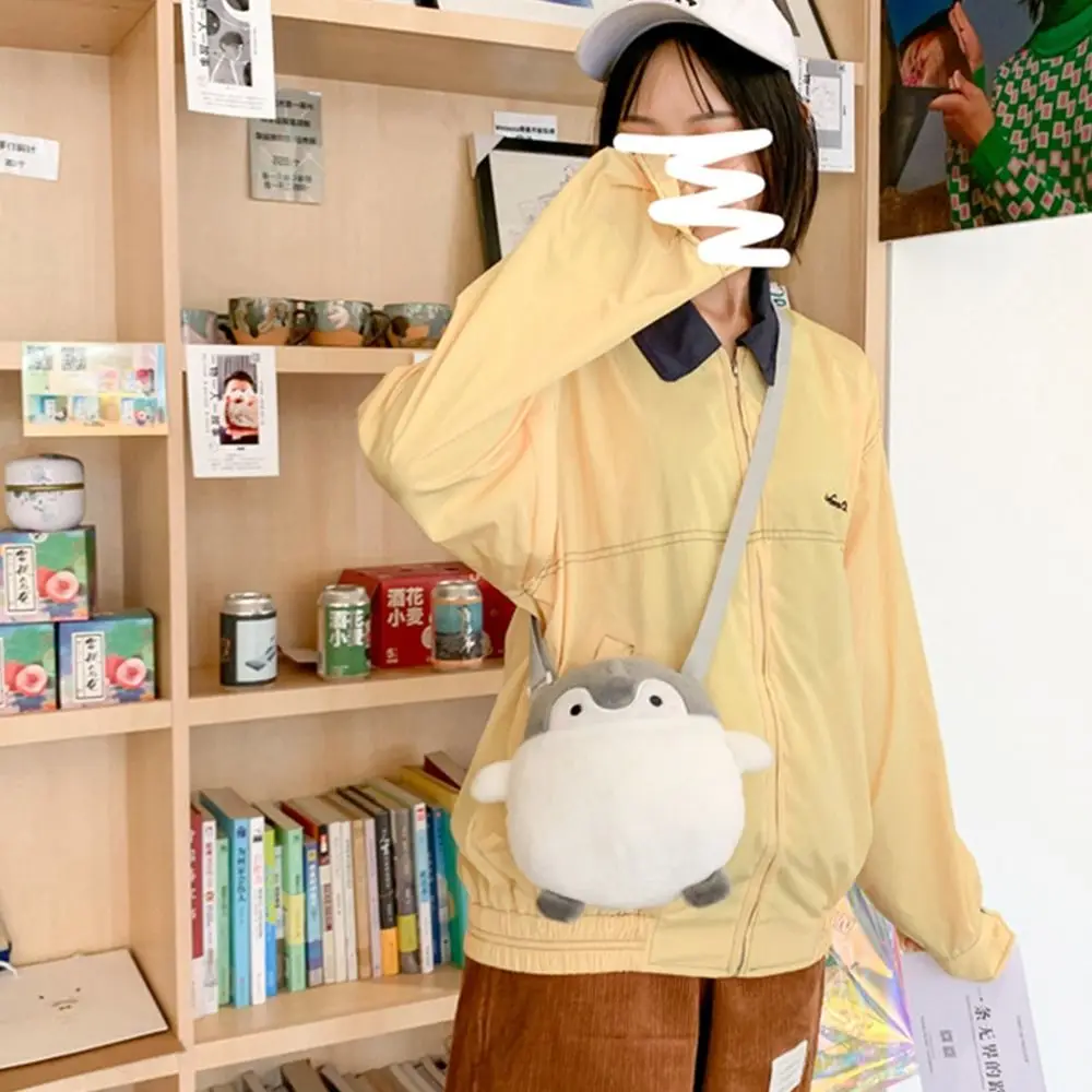 

Cute Doll Toy Penguin Messenger Bag Portable Phone Wallet Plush Shoulder Bag Korean Style Funny Crossbody Bag Outdoor