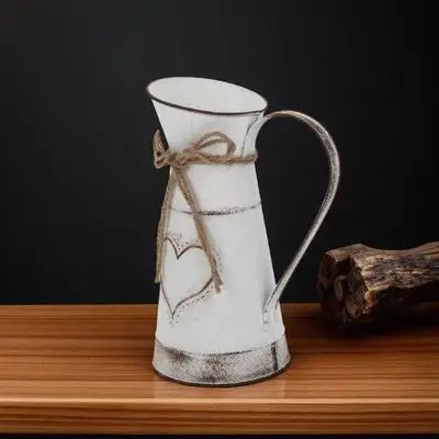 

Heart-Shaped Vintage Metal Flower Vase Rustic Style Home Office Decoration Flower Bucket Pot Tabletop Arrangement Planter