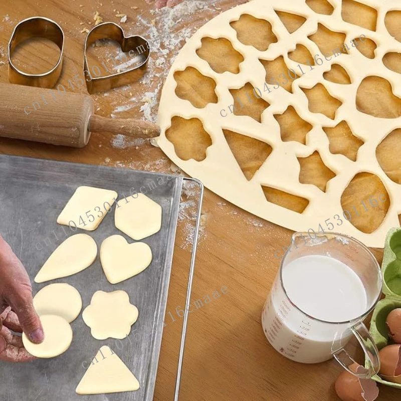 NEW 30Pcs/Box Stainless Steel Cookie Mould Heart Star Flower Geometric Shape Cutters DIY mini Pastry Decoration Baking Tools