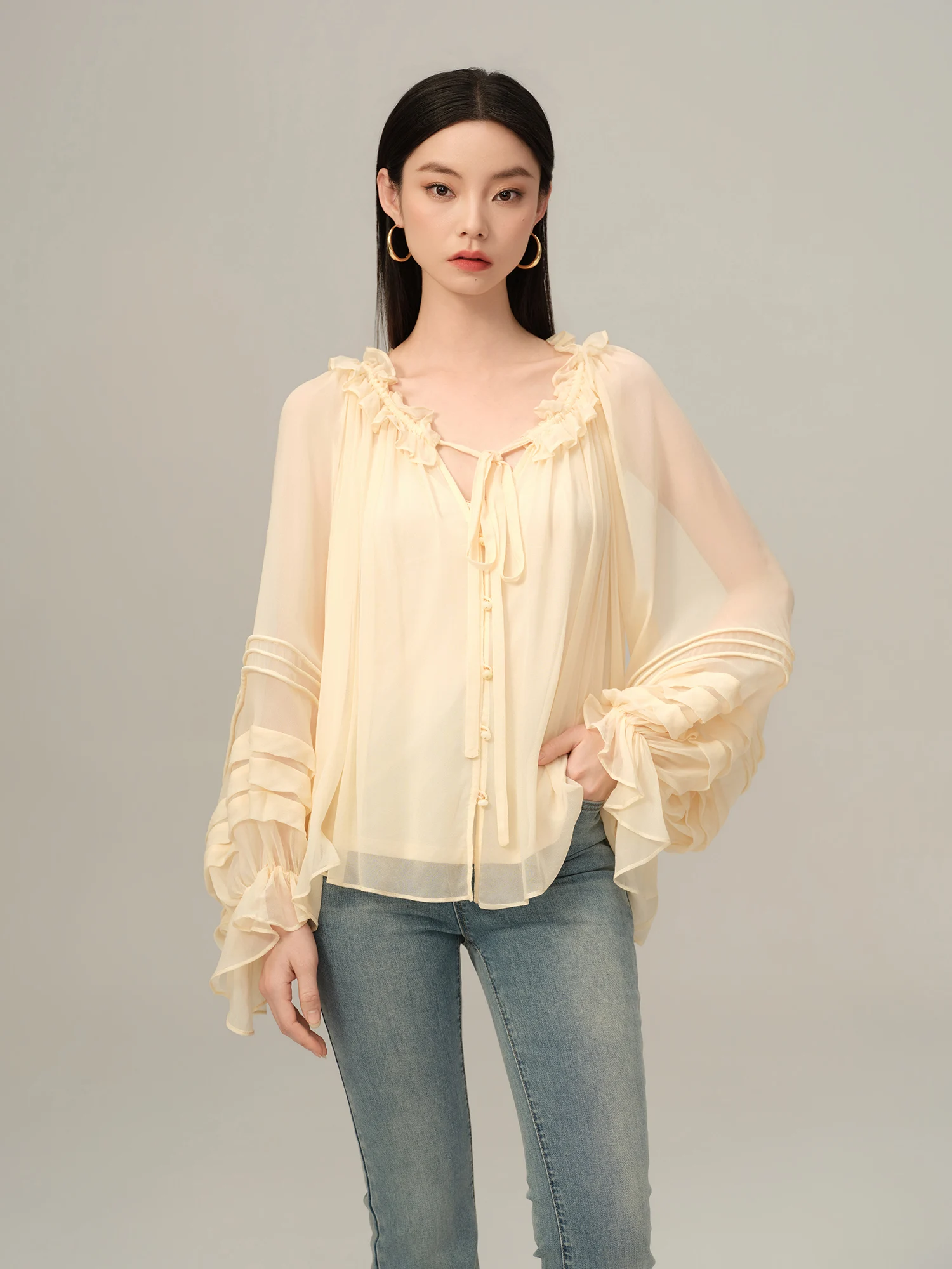 

Ele Pinkwin Silk irt Women's Spring 2026 New Sle Lantern Sve Top Loose Fit V-Ne Long Sve Skin-Friendly Breath...