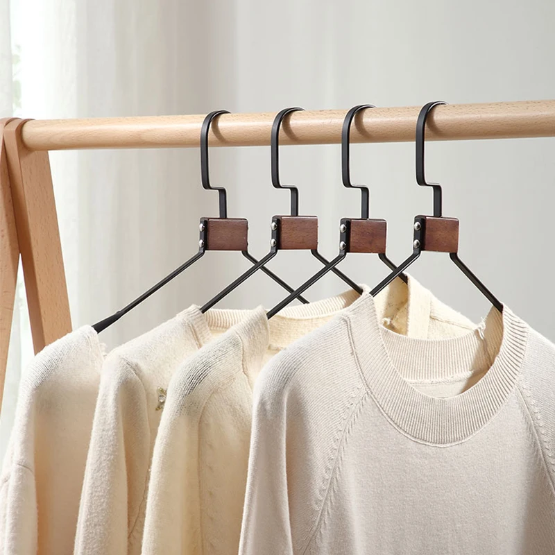 Metal Wood Hanger Organizer with Custom Logo  White  Wide Shoulder, Wooden Coat Hangers for Clothes  New Fashion Luxury ﻿