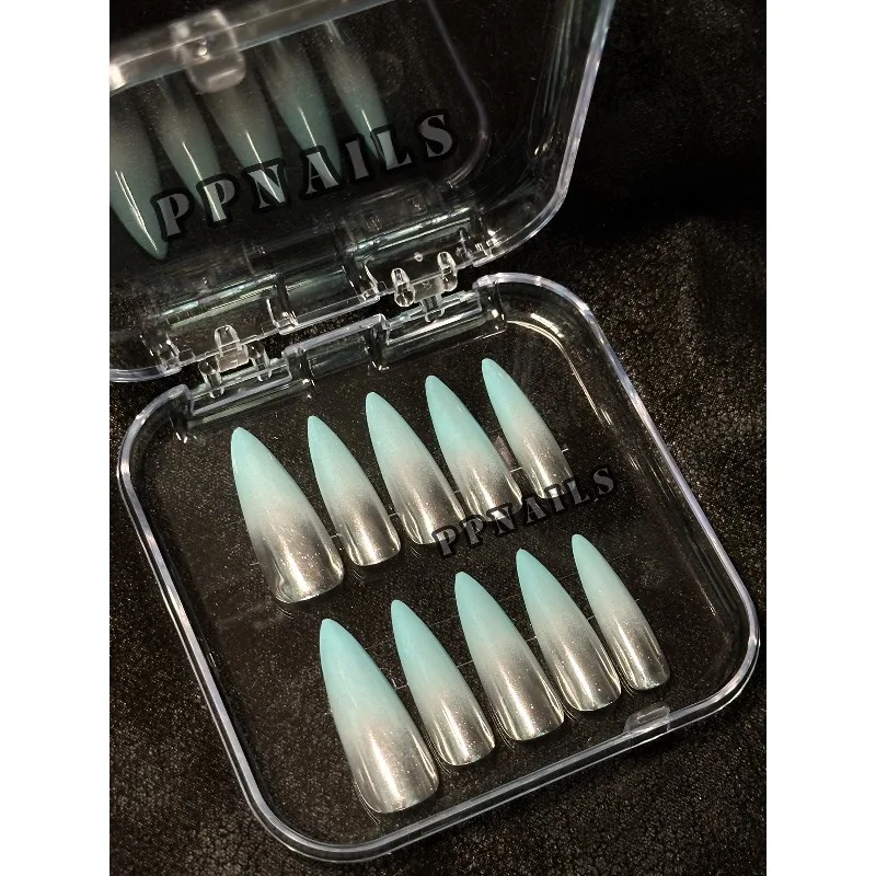 • Mint green metal silver gradual change Mint Mambo simple long pointed European and American style wearing armor