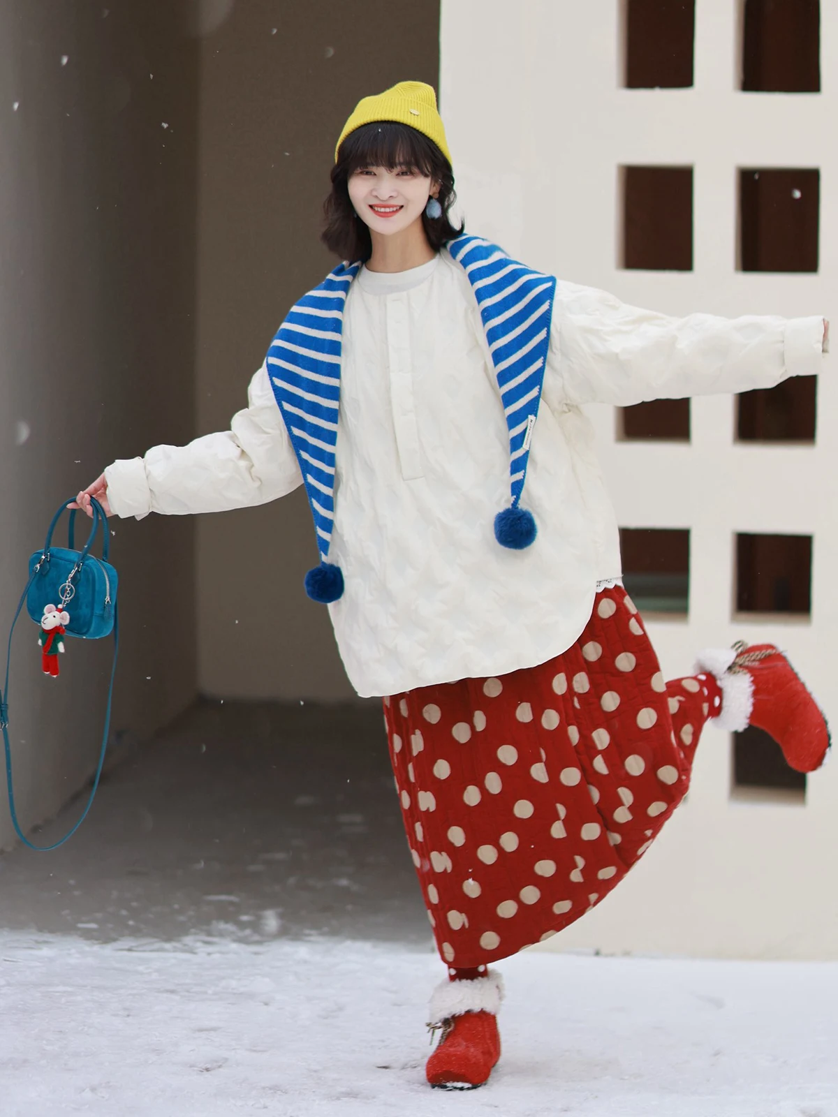 

Muede Original Women's Winter New White Du down Hooded 90 Filling Warm Slim Fit Versatile down Jaet round Ne Long Sve