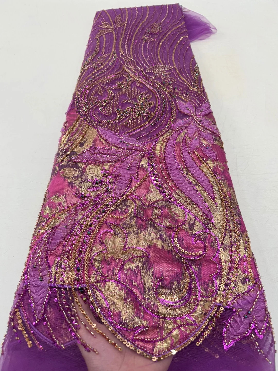 

African Beads Lace Fabrics Latest Sequin Lace Fabric 5 Yards High Quality 2025 Purplish Lace Fabric Nigerian Wedding Dress