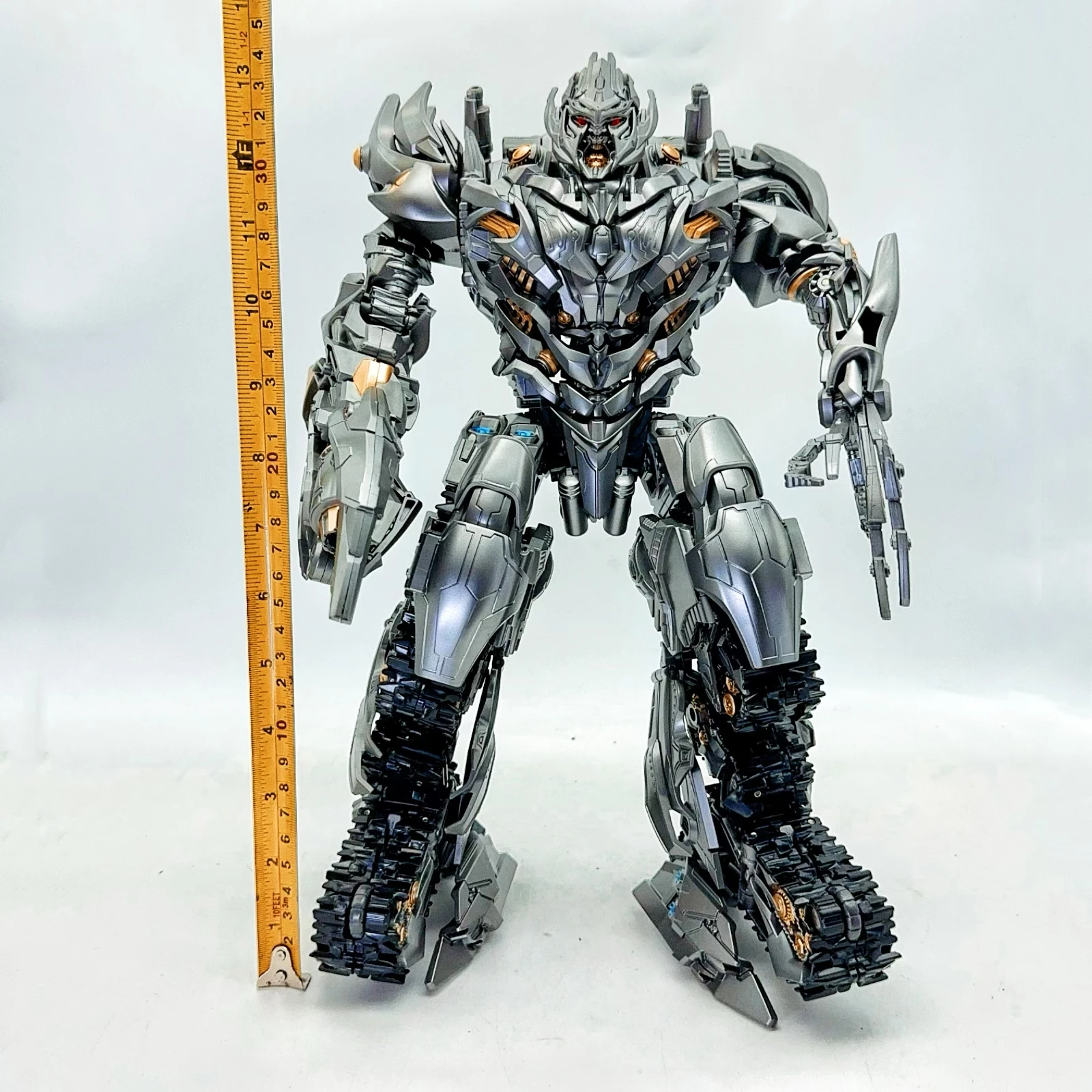 Brinquedo de Transformação de Mega Mgtron Tank Galvatron, Prime Action Figure, Coleção Para Presente, Em estoque, BMB LS06, SS13, MP36