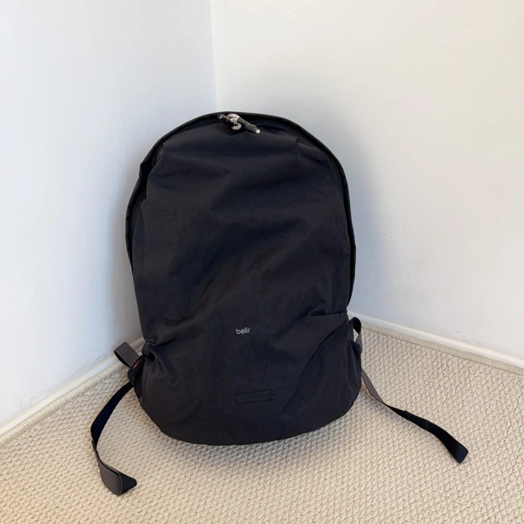 

Холщовый рюкзак большой вместимости с водонепроницаемым многофункциональным дизайном, идеально подходящий для путешествий, пеших прогулок и ежедневных поездок на работу