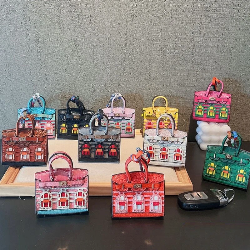 designer bag House shaped mini headphone bag, fashionable key bag, women's charm bag, creative luxury high-end small gift bag