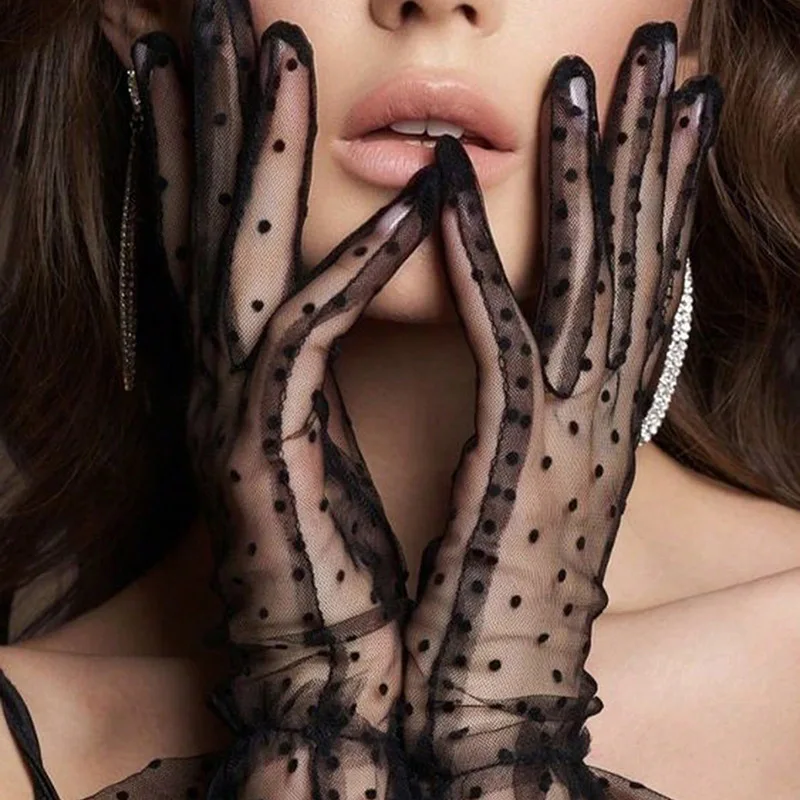 

Fashion Mesh Gauze Ultra Thin Women Gloves Short Lace Tulle Transparent Black White Polka Dot Loose Mittens Full Finger Gloves