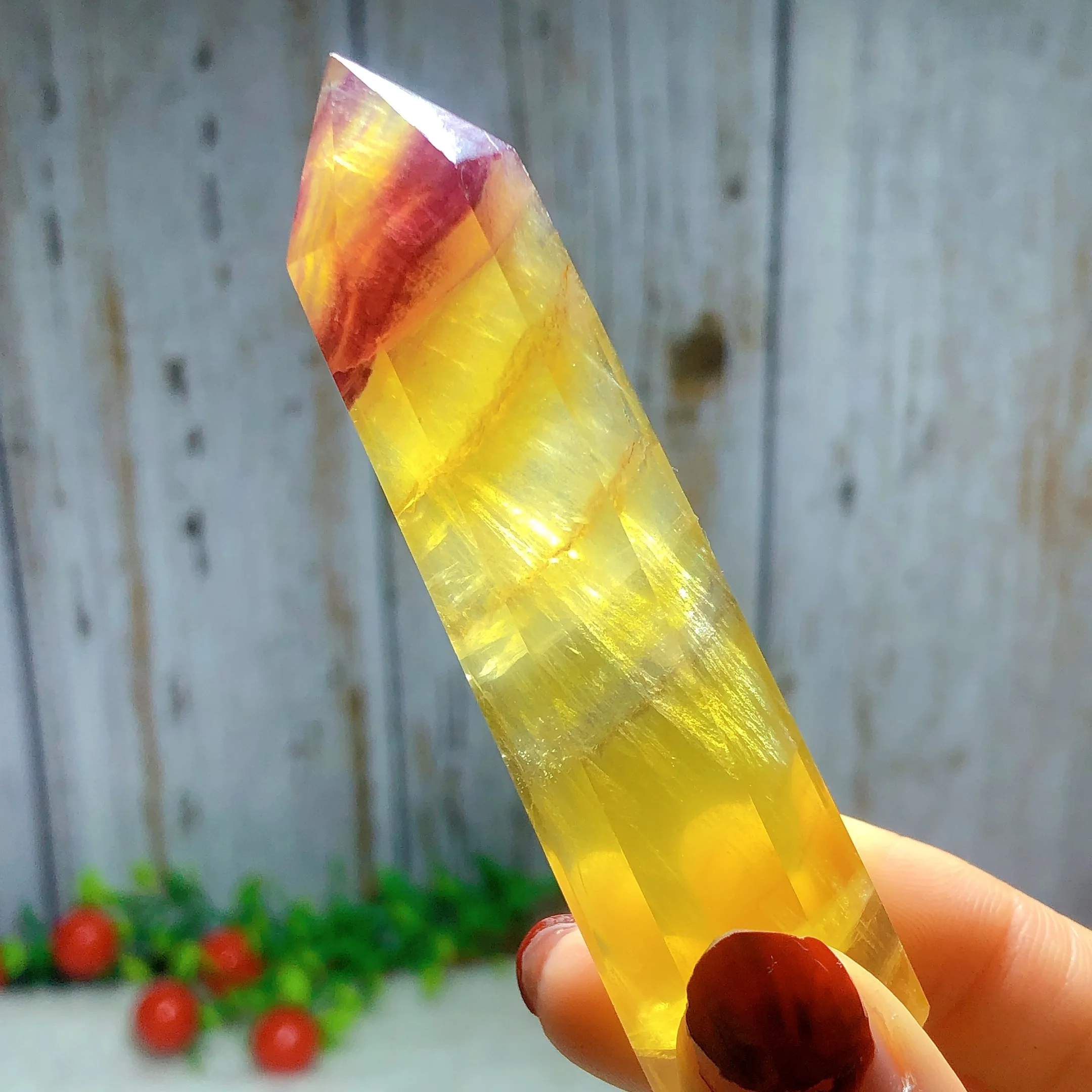 Natural Crystals Yellow Fluorite Flashy Tower Painting Gemstone Home Decorations Bounding Energy Holiday Gift