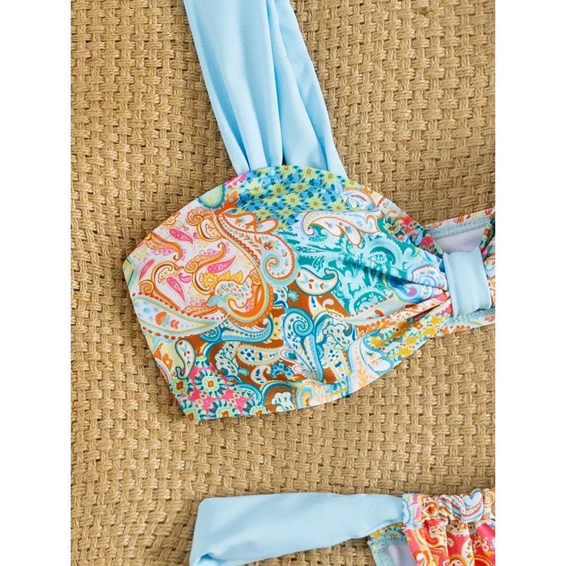 حقيبة ناعمة جديدة مطبوعة بحزام سميك بدون ظهر لحفلات الشاطئ للنساء مع تنورة ملفوفة