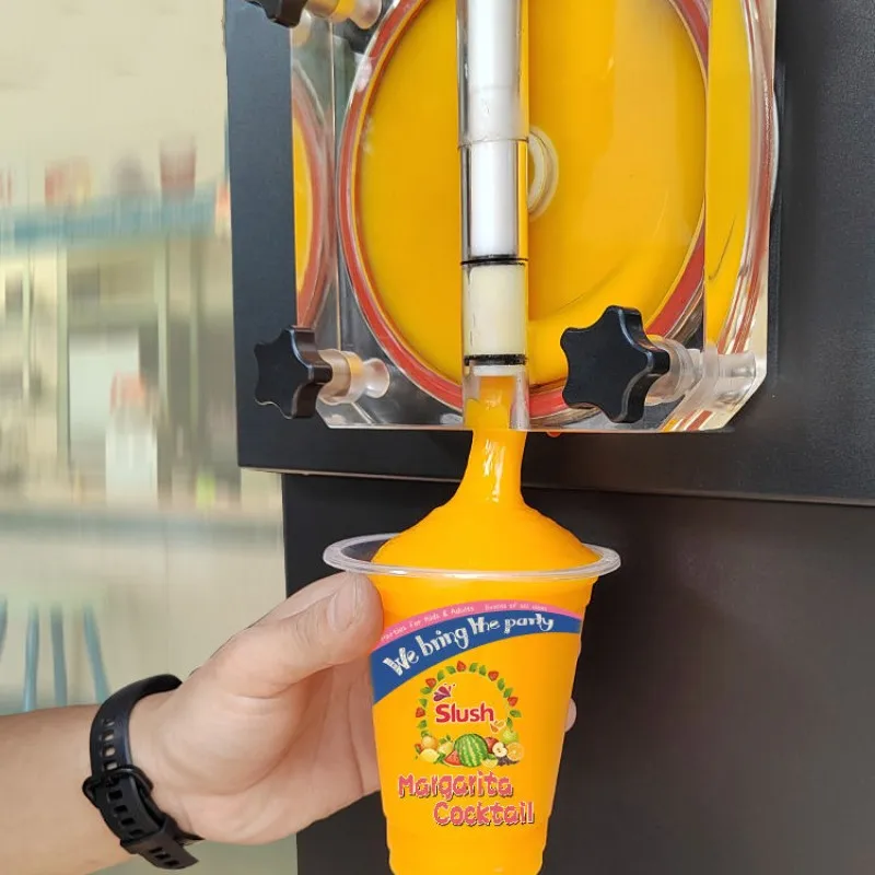 New Arrival Big Capacity Commercial Frozen Drink Slush Machine with LED Light Box Wholesale Slushy 2 Tank Frozen Slush Machine