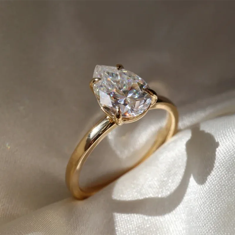 

Pear Shaped 925 Sterling Silver 1ct 2ct 3ct Moissanite Engagement Ring for Woman Gold Plated Christmas Day Gift with Certificate