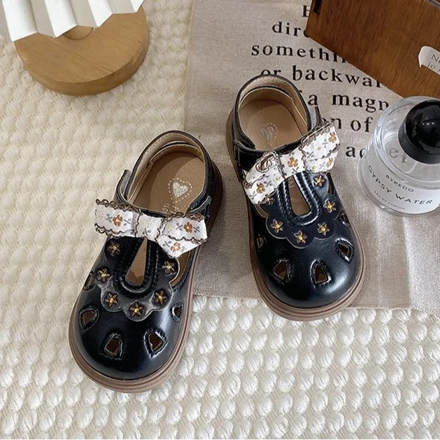 New Selected Girls' Baotou Embroidered Summer Children's Shoes with Soft Bottom Kindergarten Girls' Princess Sandals