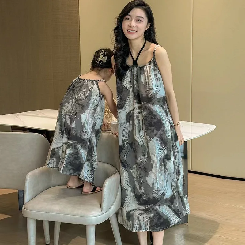 

2024 Tank Mother Daughter Matching Dresses Family Set Mommy and Me Clothes Sleeveless Women Girls Long Dress Outfits Summer