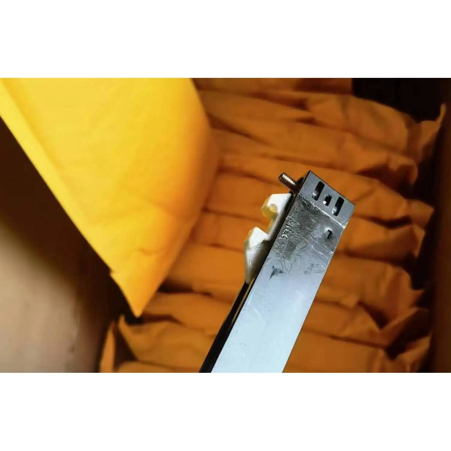 

Buffers for Shower Doors can turn a shower door into a super-supreme-premium product with a soft-closing function 22D03P01-72X4-