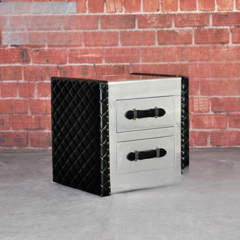 

Industrial style aluminum leather rivet sofa, side table, retro and old coffee shop corner table