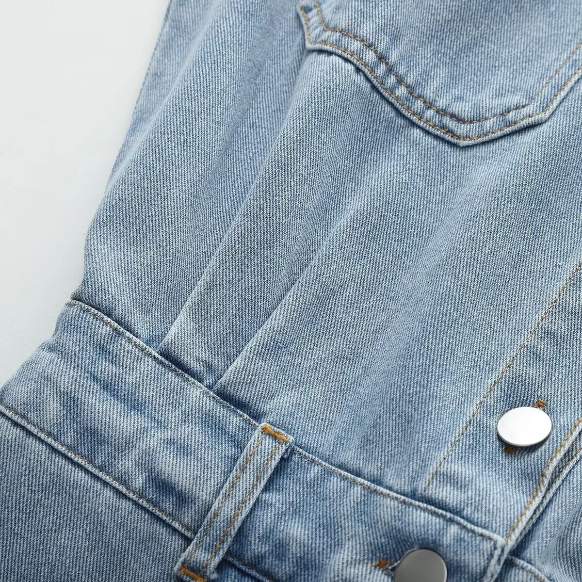 2025 Nuovi prodotti estivi Abbigliamento donna Retro risvolto monopetto in vita dimagrante multi-tasca pantaloncini tuta di jeans