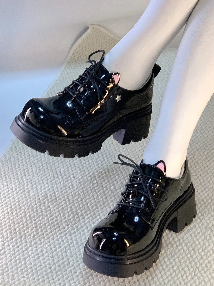 

Кожаные туфли Little Cat Одиночные туфли Мэри Джейн Туфли Лолита Высокие кожаные туфли на толстой подошве Симпатичные туфли с кошачьими когтями JK Униформа Туфли