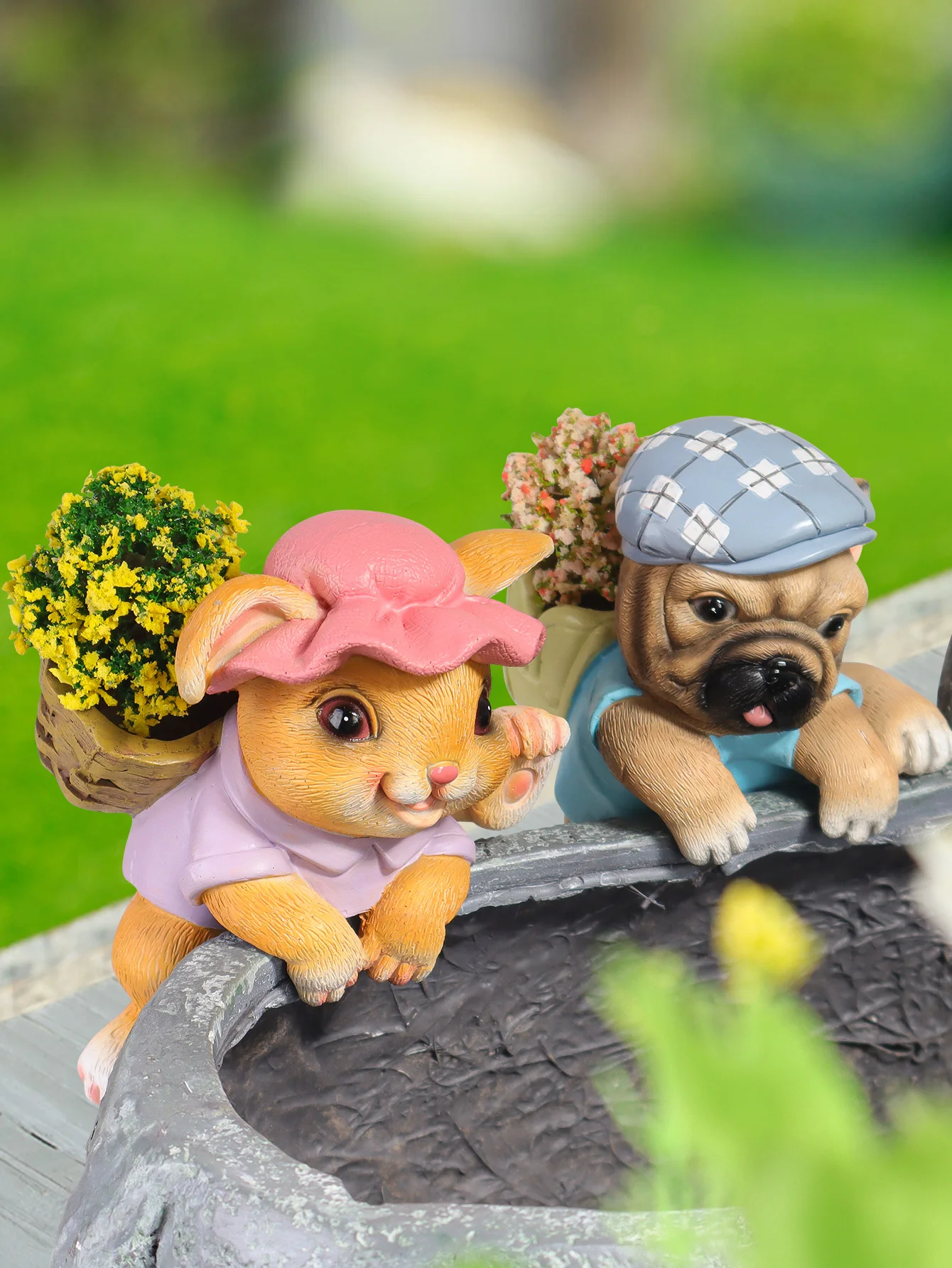 Cute Resin Animal Planter Figurine, Cat Squirrel Rabbit Dog Garden Statue, Waterproof Outdoor Patio Lawn Yard Decor Ornament
