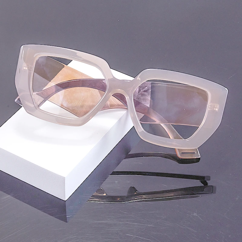 1 Stück Damen-Brille, einfarbig, neuer Stil, Farbblock, quadratischer Rahmen, Persönlichkeit, modisch, Street-Style, geeignet für den täglichen Gebrauch, Catwa