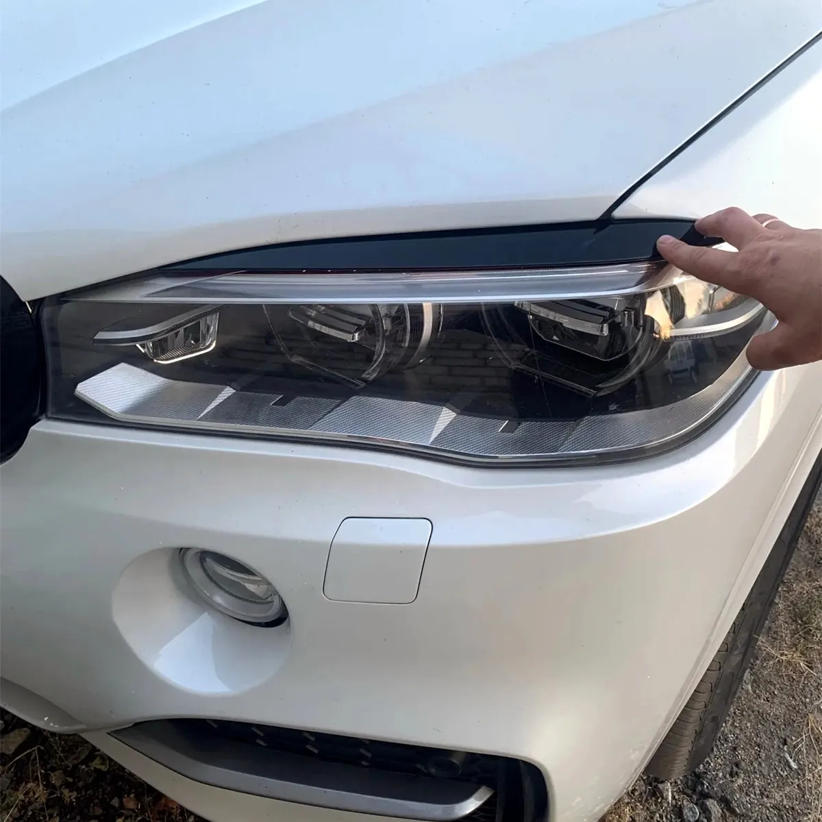 2pcs Glossy Black Headlight Eyebrow Eyelid for BMW X5 X6 F15 F16 F85 F86 2014-2018 Head Lamp Decoration Protection Accessories