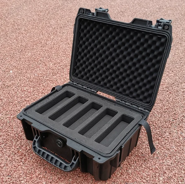 24-Slot EDC Portable Folding Knife Storage Box - Collection Case for Butterfly/ Flail Knives