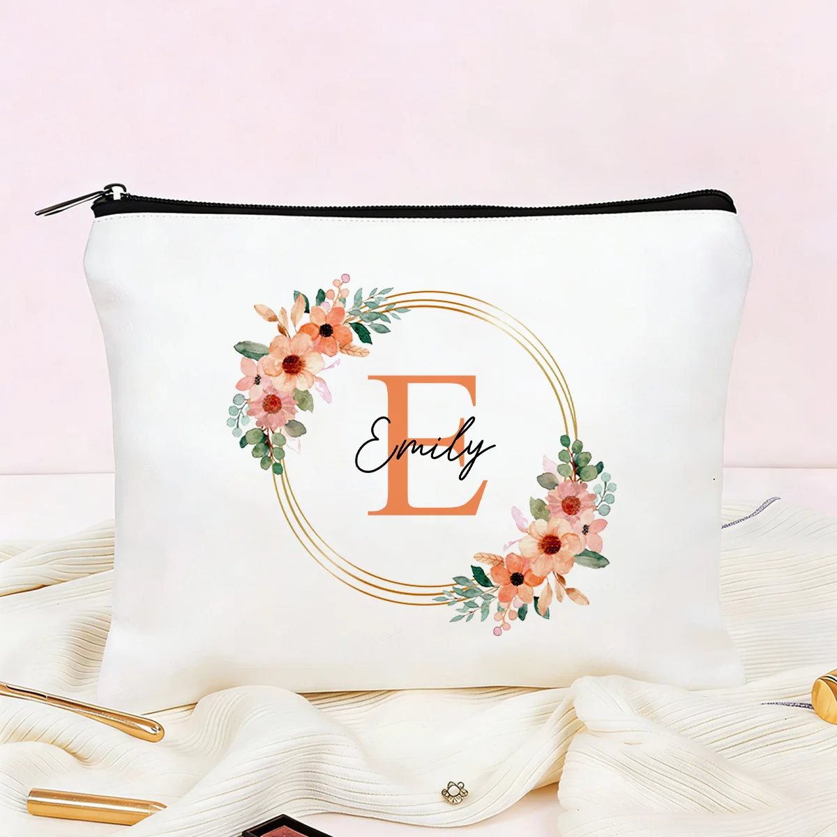 1pc Personalized Custom Letter Makeup Bag, Canvas Zipper Small Bag, Women's Portable Makeup Bag, Bride Bridesmaid Gift