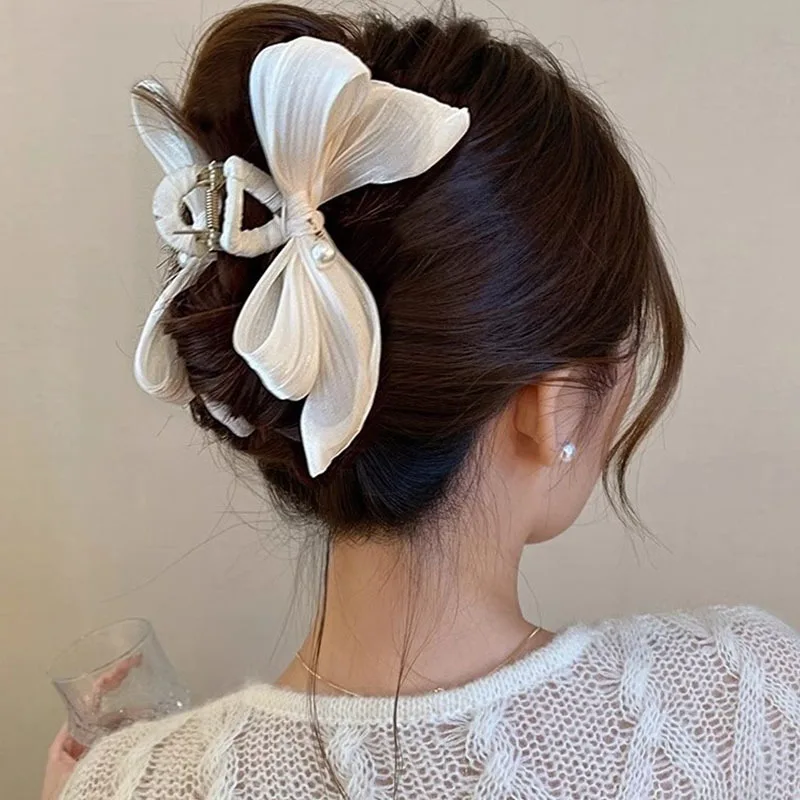 

French Pearl Bowknot Hair Clip for Woman Elegant Temperament White Bowknot Shark Clip Fashion Girl Ponytail Hair Clamp