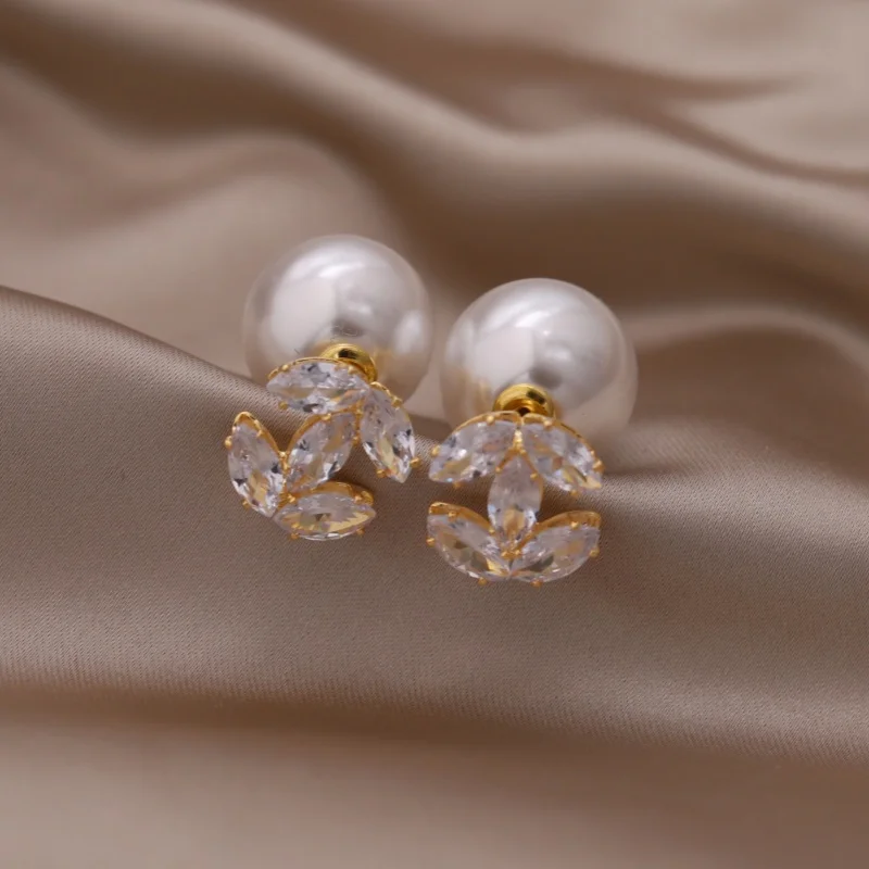 2025 South Korea new design fashion jewelry 18K gold plated zircon pearl earrings elegant women's daily work accessories