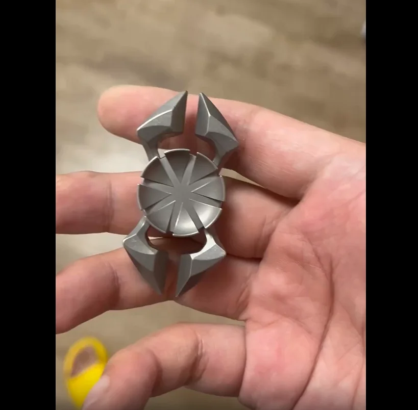 

Scorpio Fingertip Gyroscope Two Leaf Titanium Material