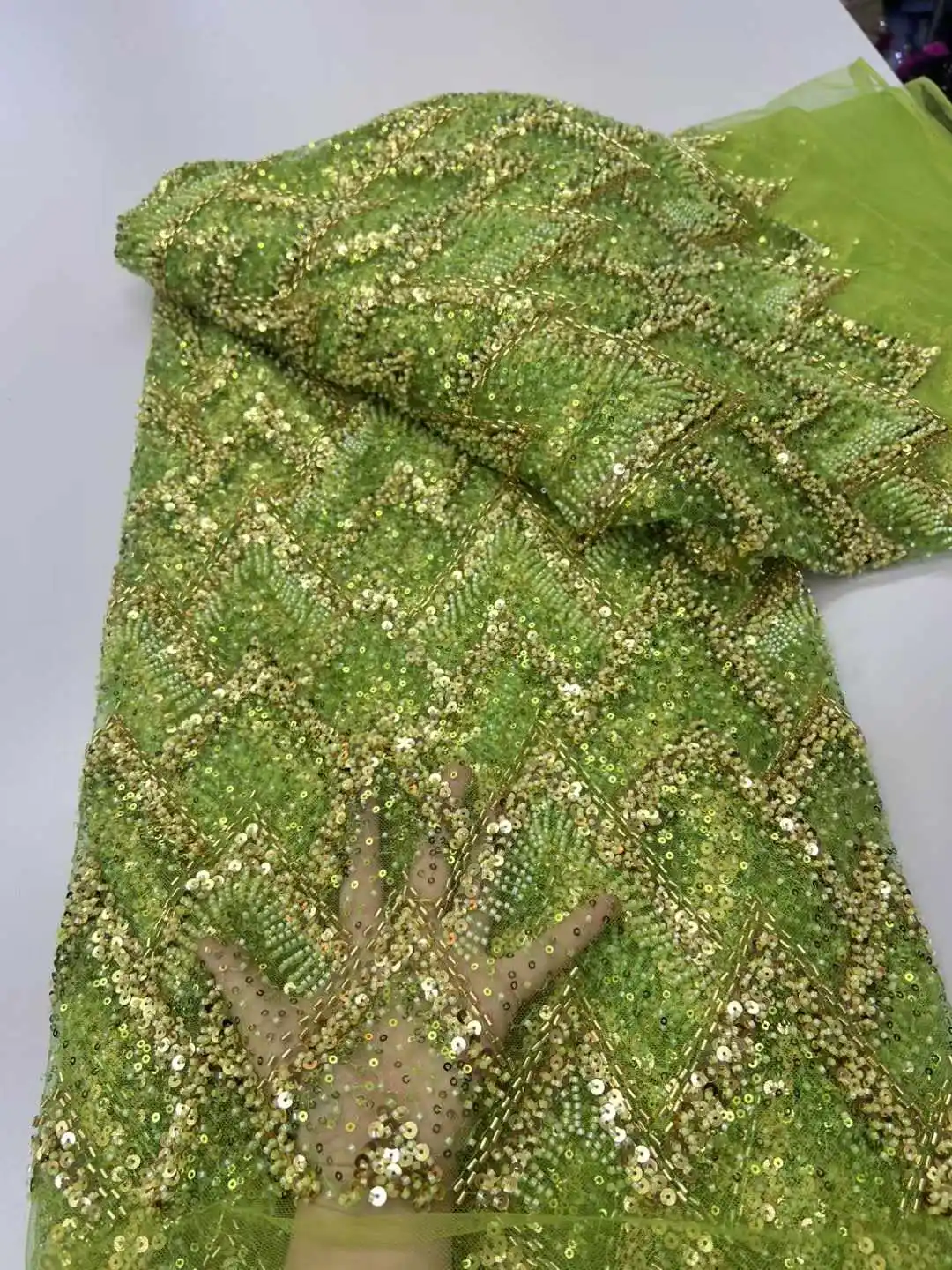Paillettes nigeriane di alta qualità con perline africane 2025 con pizzo di perle Tessuto di pizzo francese in tulle per cucito di abiti da festa