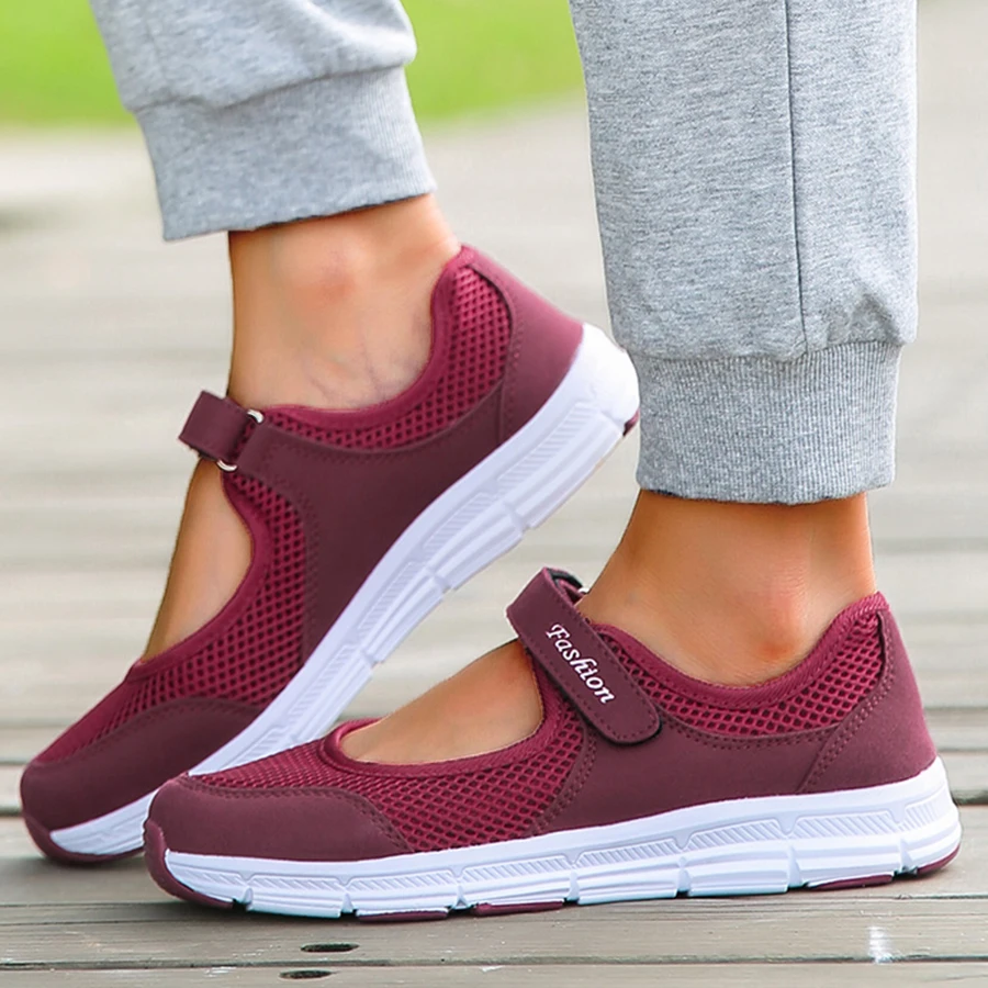 2024 New Casual Shoes Fashion Women\'s Sneakers Soft Trainers Women Sneakers Slip On Plus Size Shoes Women Ladies Vulcanize Shoes