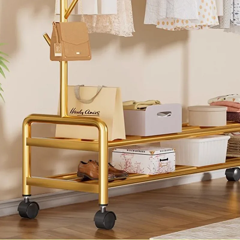 Roupas minimalistas Rack para Quarto, Metal Floor Hanger, Prateleiras De Vestuário, Armazenamento De Vestuário, Móveis De Jardim, Dourado