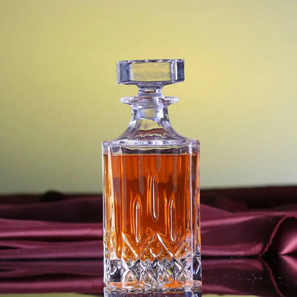700Ml Glass Red Wine Decanter Lead-Free Whiskey Vodka Aerating Carafe Transparent Shiny Beverage Dispenser Bar Home Party Decor