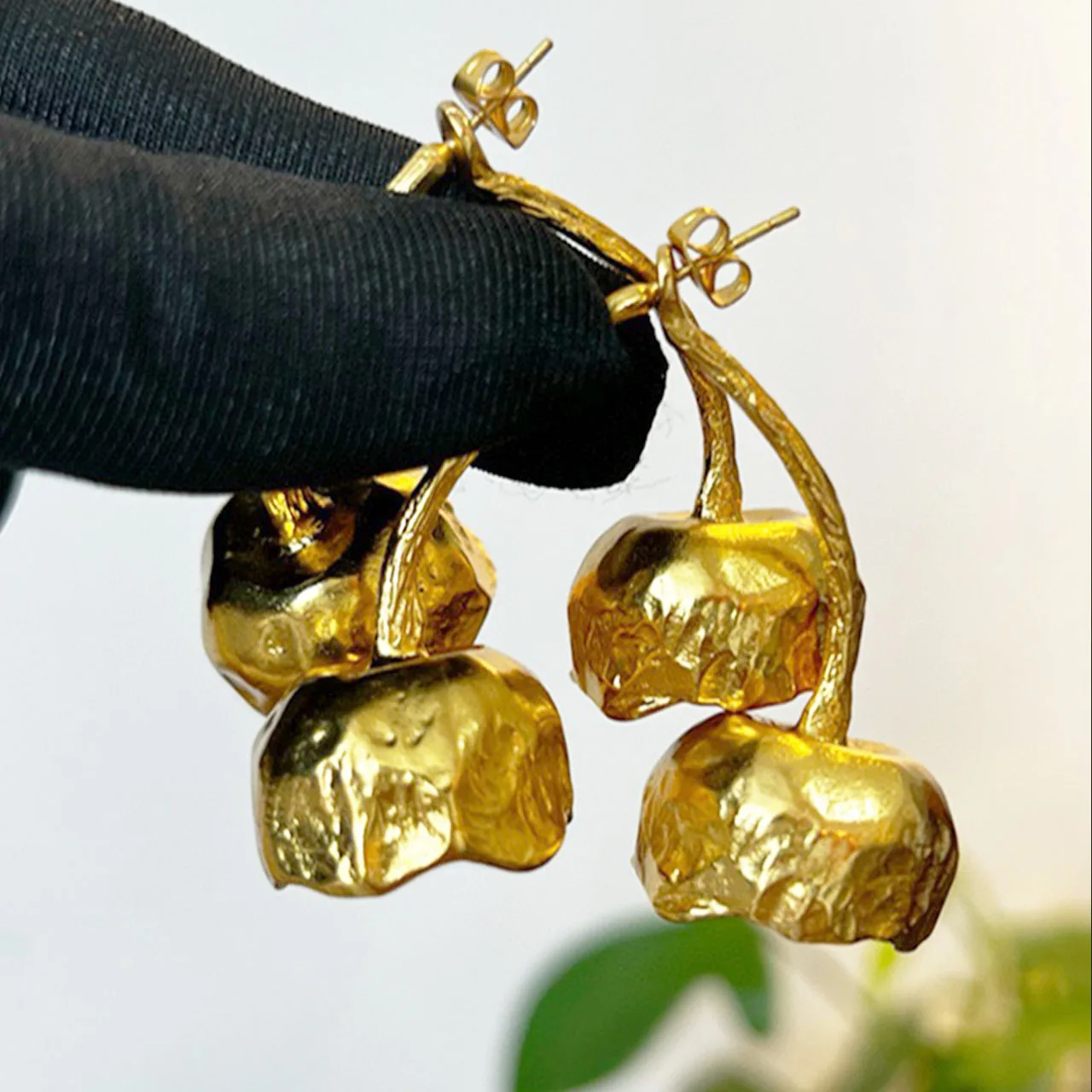 New Jewelry & Accessories romantic Style Metal Shape Embossed Cherry Earrings For Women's Parties & Gifts