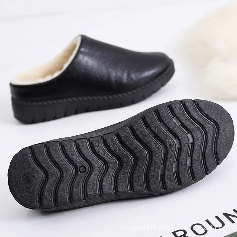 2023 Winter Men's Indoor Slippers Padded and Thickened Warm Cotton Shoes Men's Slippers PU Surface Waterproof Ciabatte Uomo