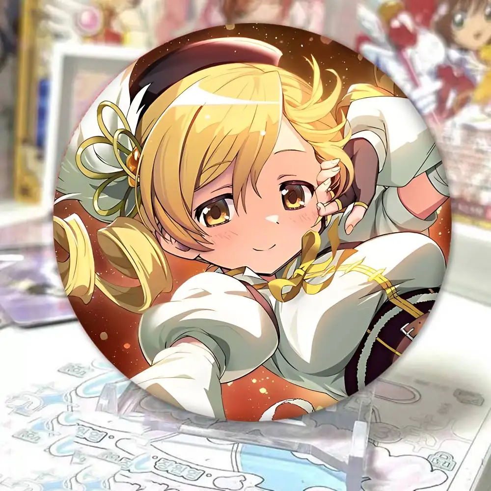 Tomoe M-Mami شارات الإبداعية صفيح لينة زر دبابيس الحيوان أيقونة بروش التلبيب على ظهره شارة الملحقات دبوس