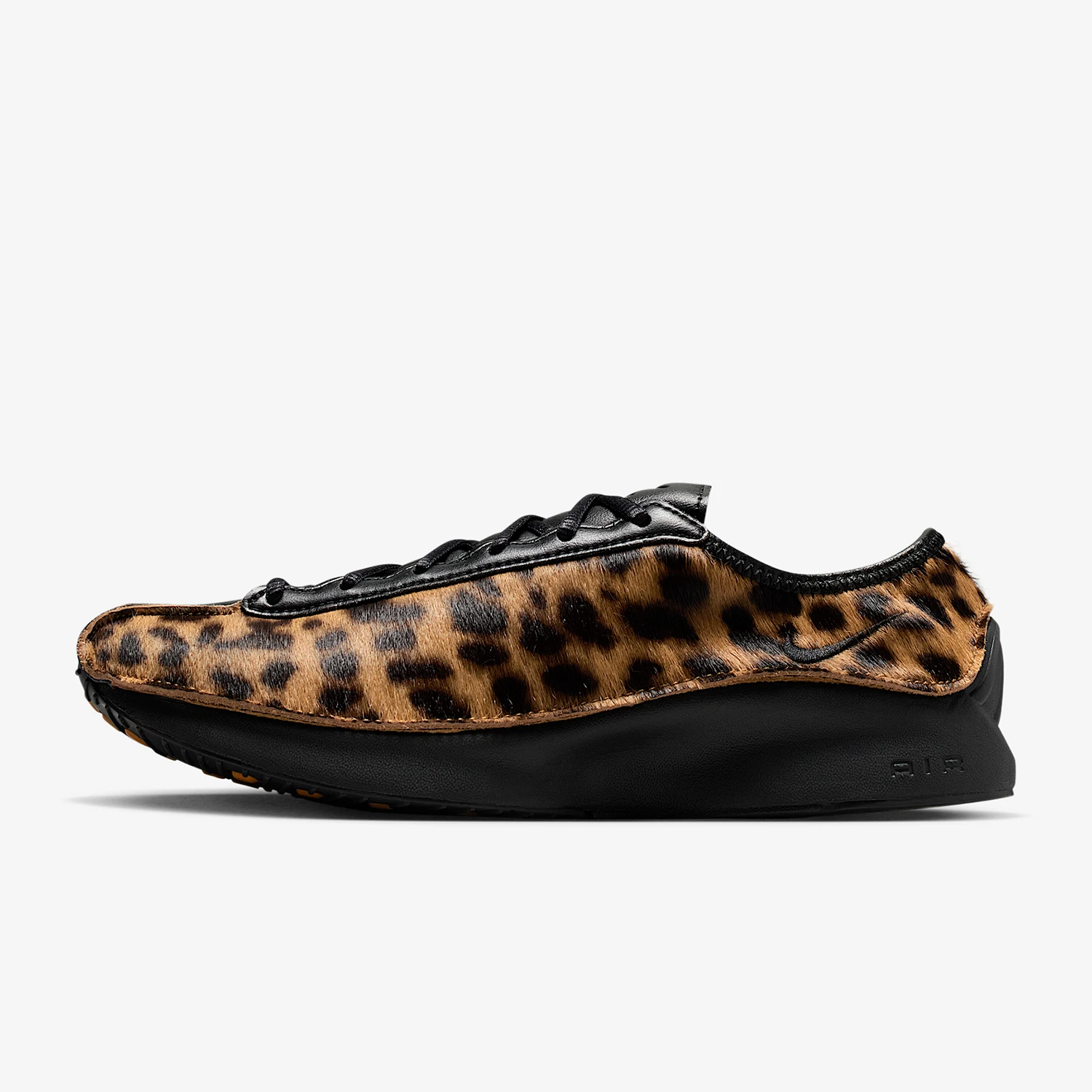 Nike Authentic Winter Women's Shock Absorption Low-Top Lace-Up Running Shoes HQ9148-200
