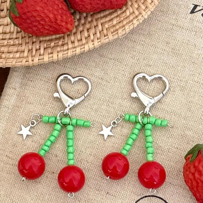 Niedlicher Roter Kirsch-Schlüsselanhänger, Herz-Schlüsselring, Süßer Frucht-Taschenanhänger für Mädchen, Coquette-Ästhetik Geschenke – Detail 10