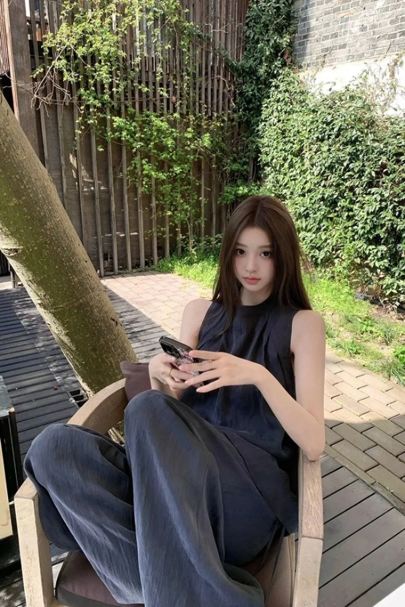 

2026 Arrival Korean Style High Quality Fabric Youthful Sporty Casual Sleeveless Top Wide Leg Pants Set Summer Outfit for Women