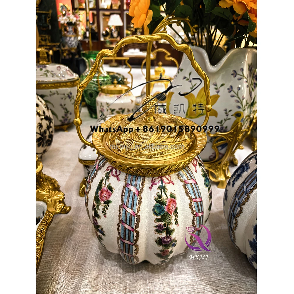 Gold Brass Handle and Lid Decorative Box Luxury Hand-Painted Floral Design Small Porcelain Pot for European Style Home Decor