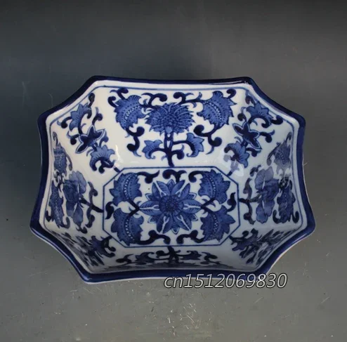 Exquisite Polygon Chinese Classical Blue and  White Porcelain Antique Pot  Jar,Painted with Flower Designs